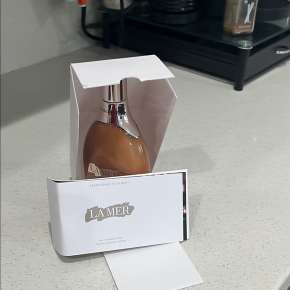 La Mer Genaissance Rose Gold Box - Picture 8 of 8